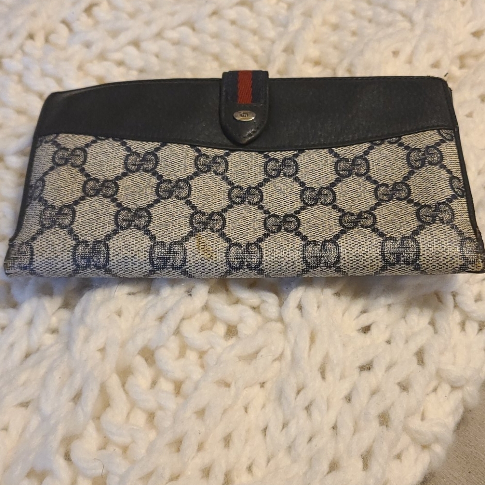 Vintage 80s Blue Gucci Wallet
